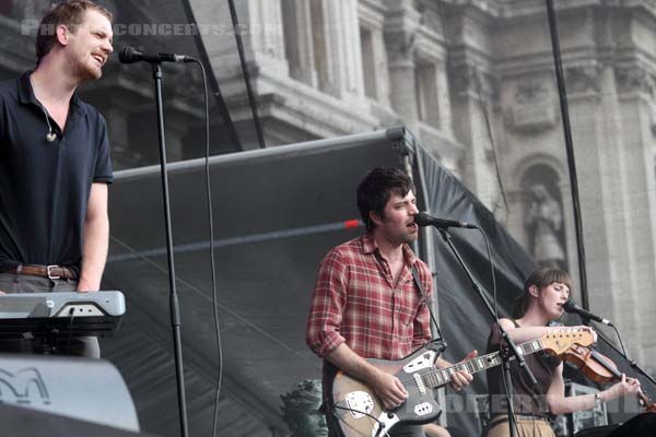 BALTHAZAR - 2012-07-20 - PARIS - Parvis de l'Hotel de Ville - 